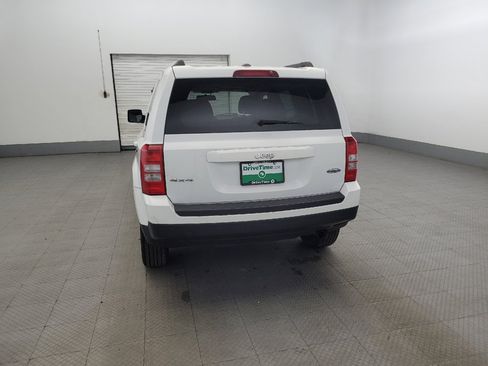 Used 2015 Jeep Patriot High Altitude image 6