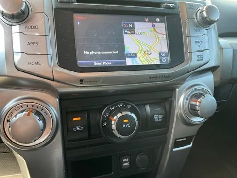 Used 2019 Toyota 4Runner SR5 Premium AWD/4WD image 8