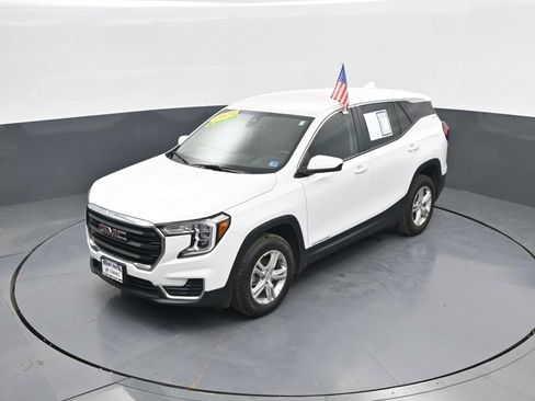Used 2024 GMC Terrain SLE AWD/4WD image 24