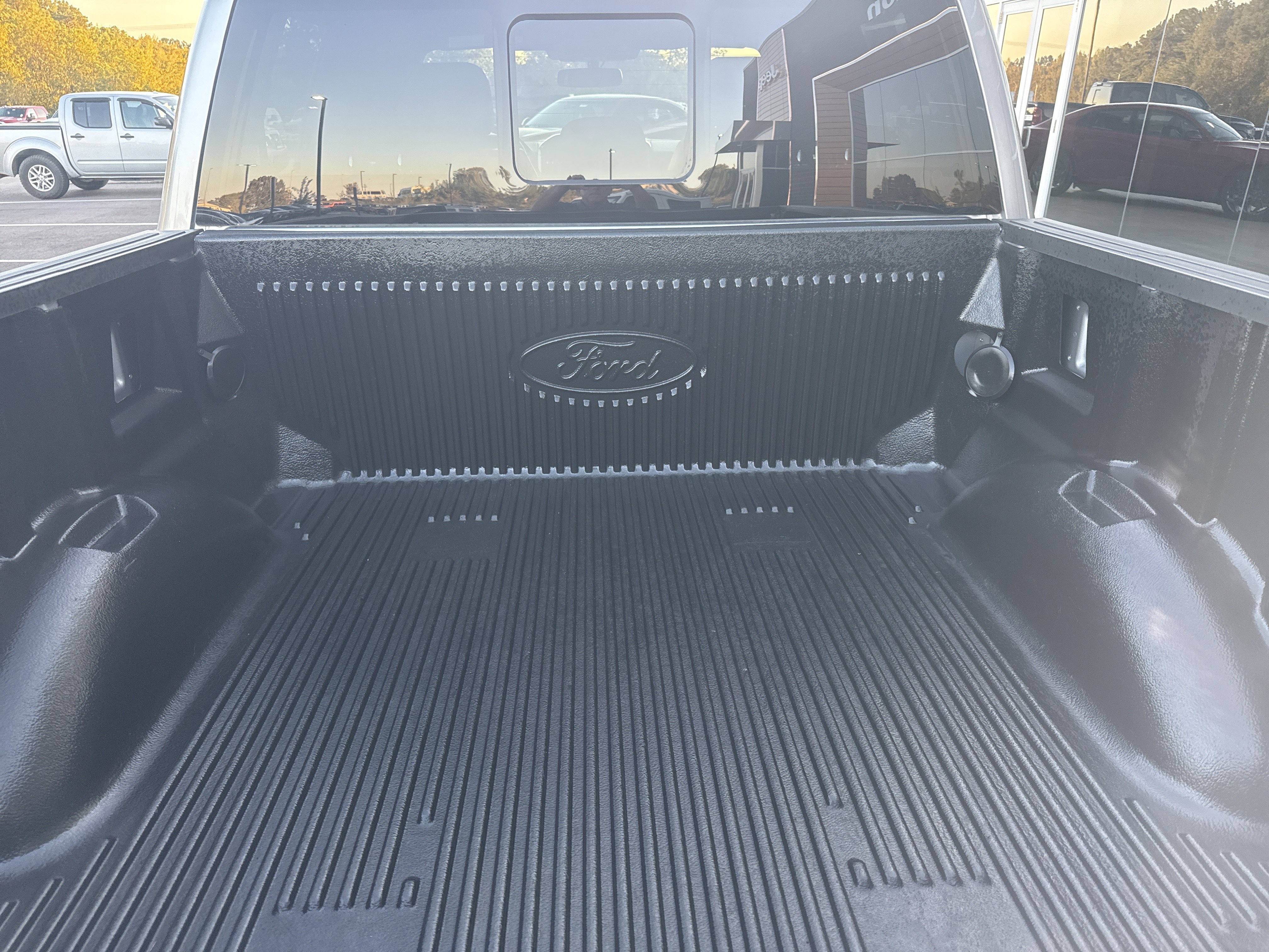 Used 2022 Ford F150 XLT w/ Equipment Group 302A High AWD/4WD image 19