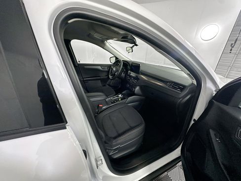 Used 2024 Ford Escape Active image 30