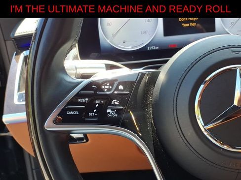 Used 2024 Mercedes-Benz S 580 4MATIC Sedan w/ AMG Line image 17