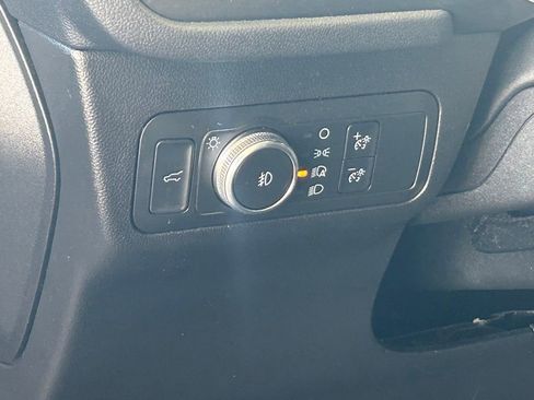 Used 2020 Ford Escape SEL image 34