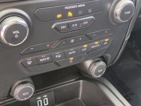 Used 2019 Ford Ranger XLT w/ Equipment Group 301A Mid RWD image 25