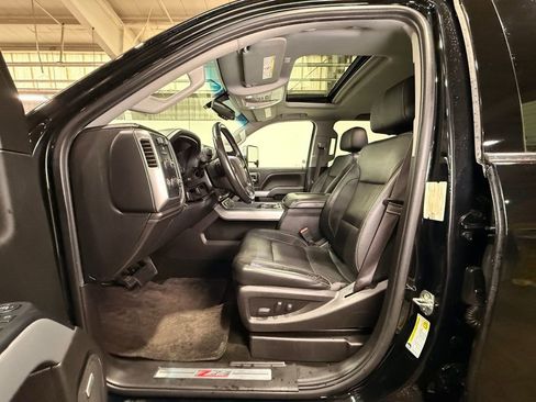 Used 2017 Chevrolet Silverado 3500 LTZ image 15