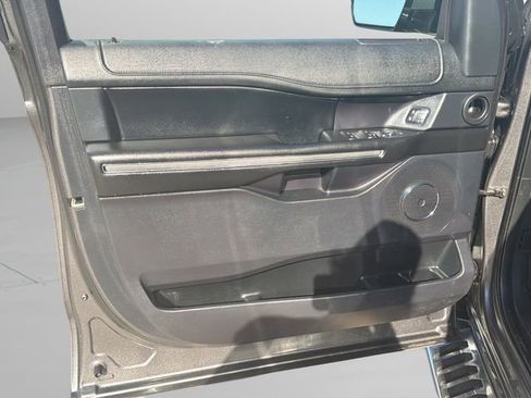 Used 2019 Ford Expedition XLT w/ Equipment Group 202A image 19
