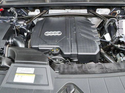 Used 2024 Audi Q5 2.0T Premium Plus w/ Premium Plus Package AWD/4WD image 35