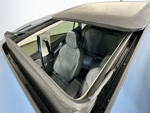 New 2026 Volkswagen Tiguan SE image 20