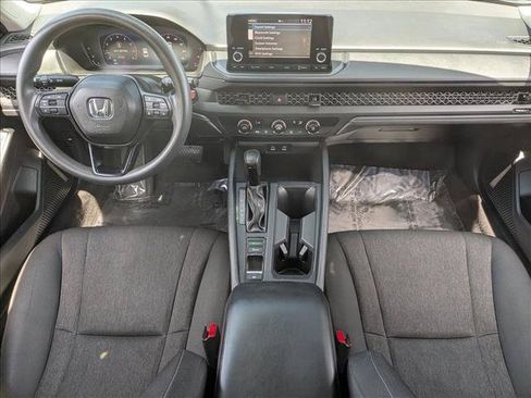 Used 2025 Honda Accord LX image 18