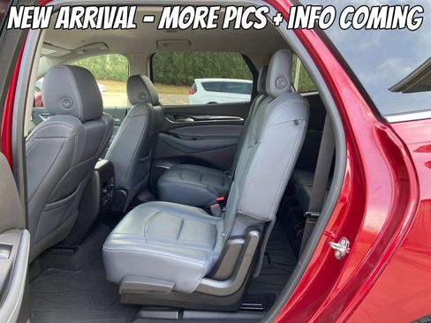 Used 2018 Buick Enclave Premium w/ LPO, Hit The Road Package image 5
