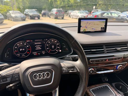 Used 2018 Audi Q7 3.0T Prestige AWD/4WD image 31
