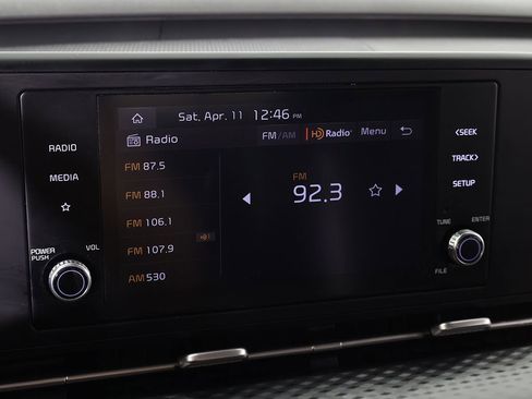 Used 2023 Kia Carnival LX FWD image 47