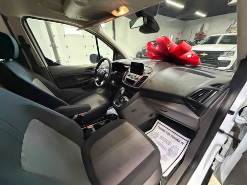 Used 2022 Ford Transit Connect XL FWD image 33