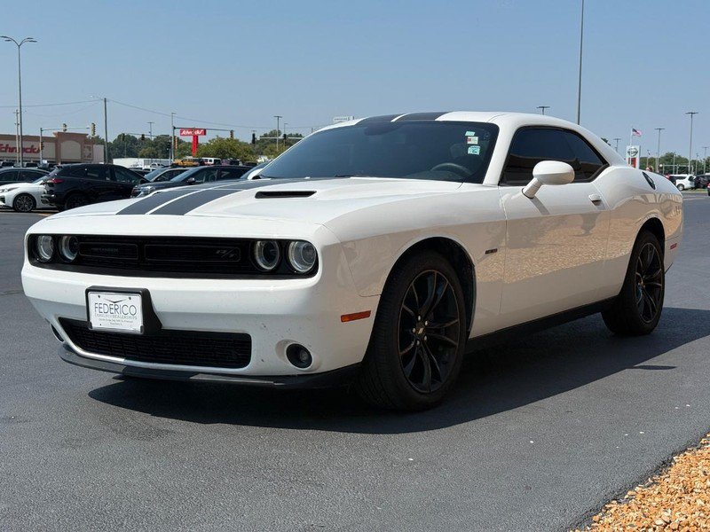 Used 2017 Dodge Challenger R/T w/ Blacktop Package RWD image 9