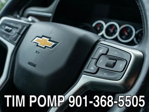 Used 2021 Chevrolet Suburban LT RWD image 25