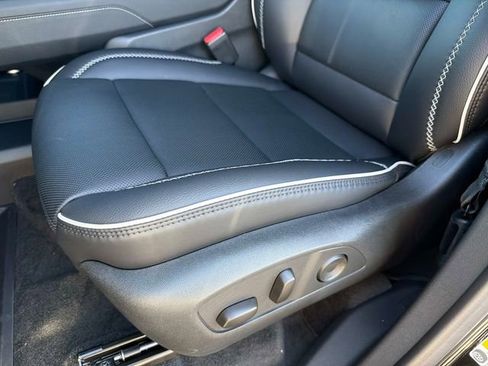 New 2026 GMC Acadia Denali w/ Super Cruise Package FWD image 18