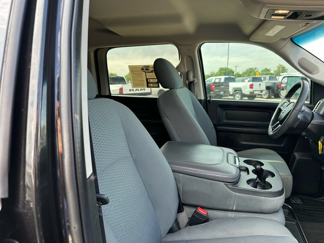 Used 2016 RAM 1500 Tradesman w/ Popular Equipment Group AWD/4WD image 16