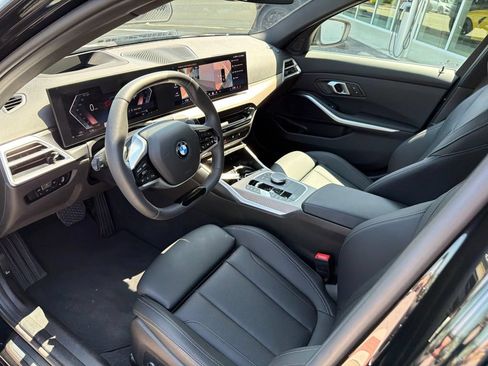 Used 2025 BMW 330i Sedan RWD image 17