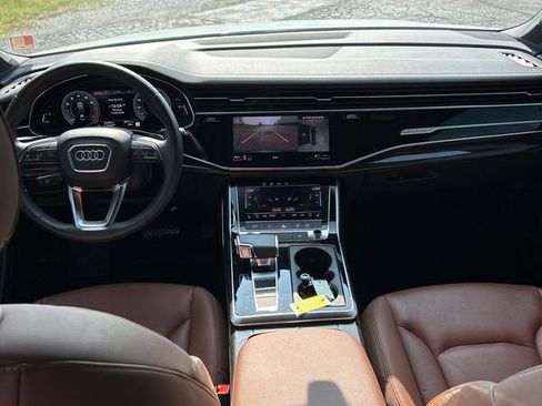 Used 2024 Audi Q7 3.0T Premium Plus AWD/4WD image 8