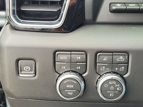 New 2026 GMC Sierra 1500 Denali Ultimate AWD/4WD image 25