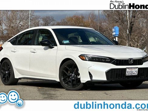 Used 2025 Honda Civic Sport image 1