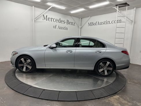 Used 2025 Mercedes-Benz C 300 Sedan image 4