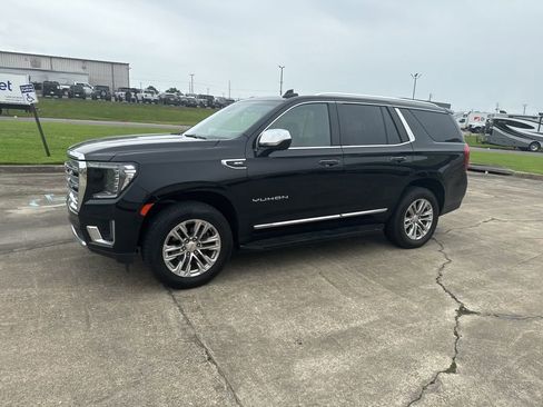 Used 2023 GMC Yukon SLT AWD/4WD image 8