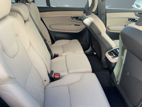 New 2026 Volvo XC90 B6 Plus w/ Protection Package Premier image 28