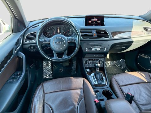 Used 2016 Audi Q3 2.0T Prestige w/ Prestige Package image 17