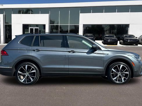 Used 2022 Volkswagen Tiguan S FWD image 2