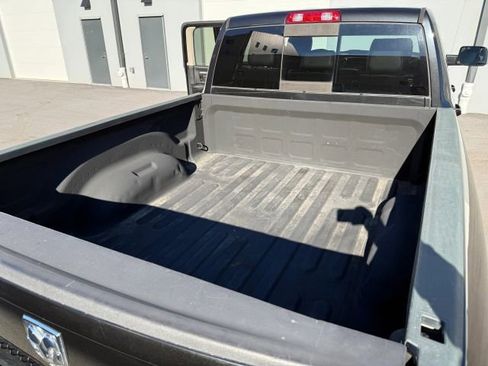 Used 2018 RAM 2500 Laramie w/ Sport Appearance Group image 28