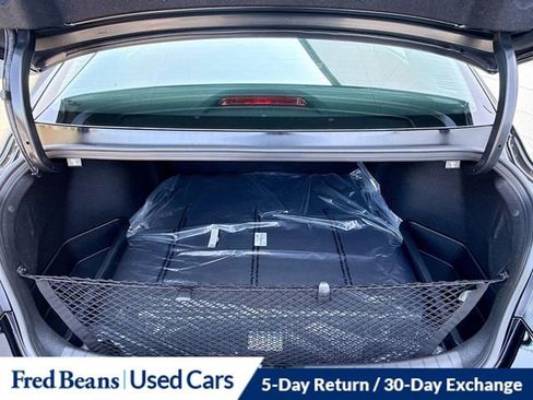 Used 2025 Hyundai Elantra Blue image 26