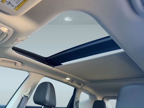 Used 2020 Nissan Murano Platinum w/ Cargo Package image 16