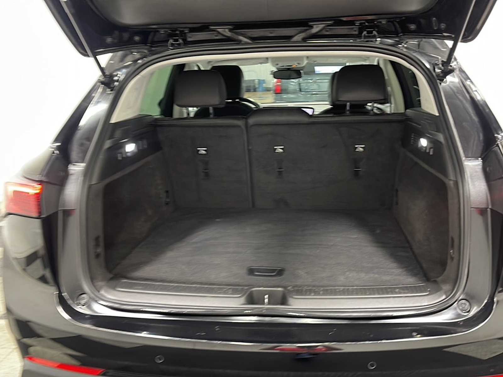 Used 2024 Buick Envision Preferred AWD/4WD image 18