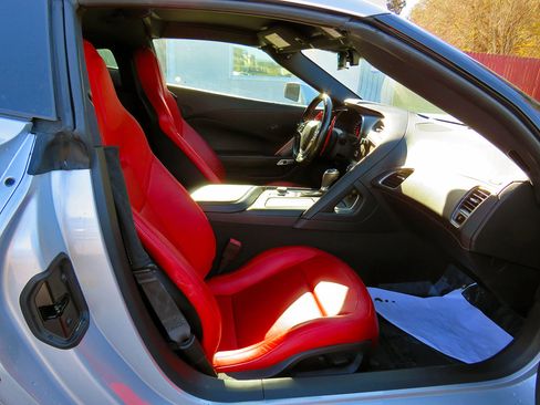 Used 2016 Chevrolet Corvette Stingray Coupe w/ Battery Protection Package image 20