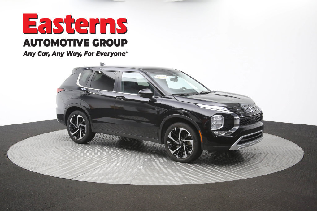 Used 2024 Mitsubishi Outlander SE FWD image 50