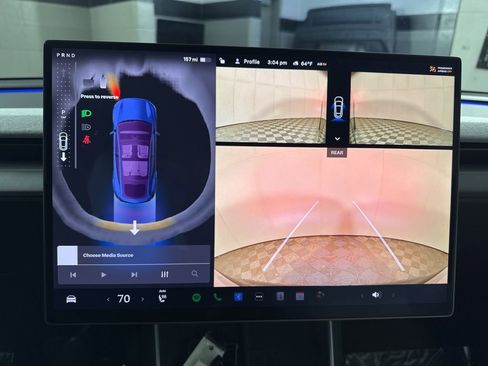 Used 2026 Tesla Model Y Long Range image 30