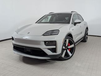 New 2026 Porsche Macan Turbo Electric AWD/4WD video 1