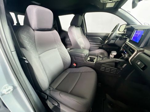 Used 2024 Toyota Tacoma SR5 image 31