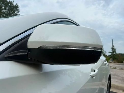 Used 2019 Acura RDX w/ Technology Package AWD/4WD image 9
