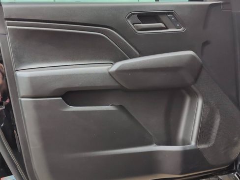 Used 2023 Chevrolet Colorado Trail Boss w/ Advanced Trailering Package AWD/4WD image 17