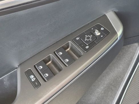 Used 2024 Kia EV6 Wind RWD image 25