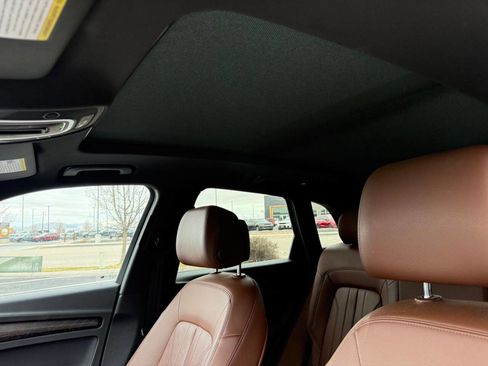 Used 2020 Audi Q5 2.0T Premium w/ Convenience Package image 8