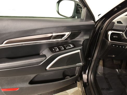 Used 2025 Kia Telluride S AWD/4WD image 36