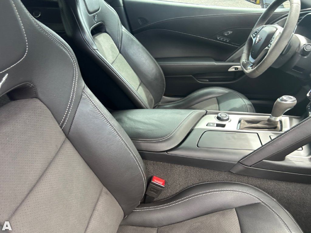 Used 2017 Chevrolet Corvette Grand Sport RWD image 12