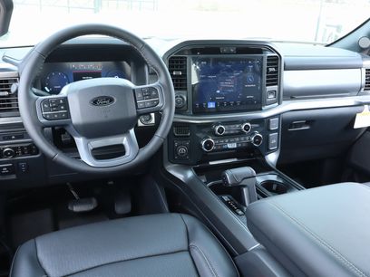 New 2025 Ford F150 Lariat w/ FX4 Off-Road Package