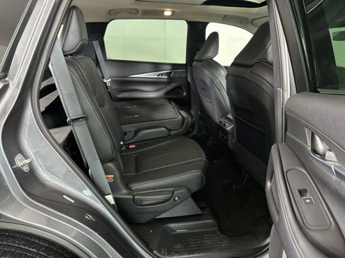 Used 2023 INFINITI QX60 Luxe image 28