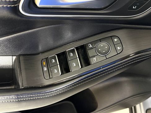 Used 2022 Nissan Rogue Platinum w/ Head-Up Display Package FWD image 15