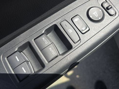 Used 2024 Honda CR-V EX image 30