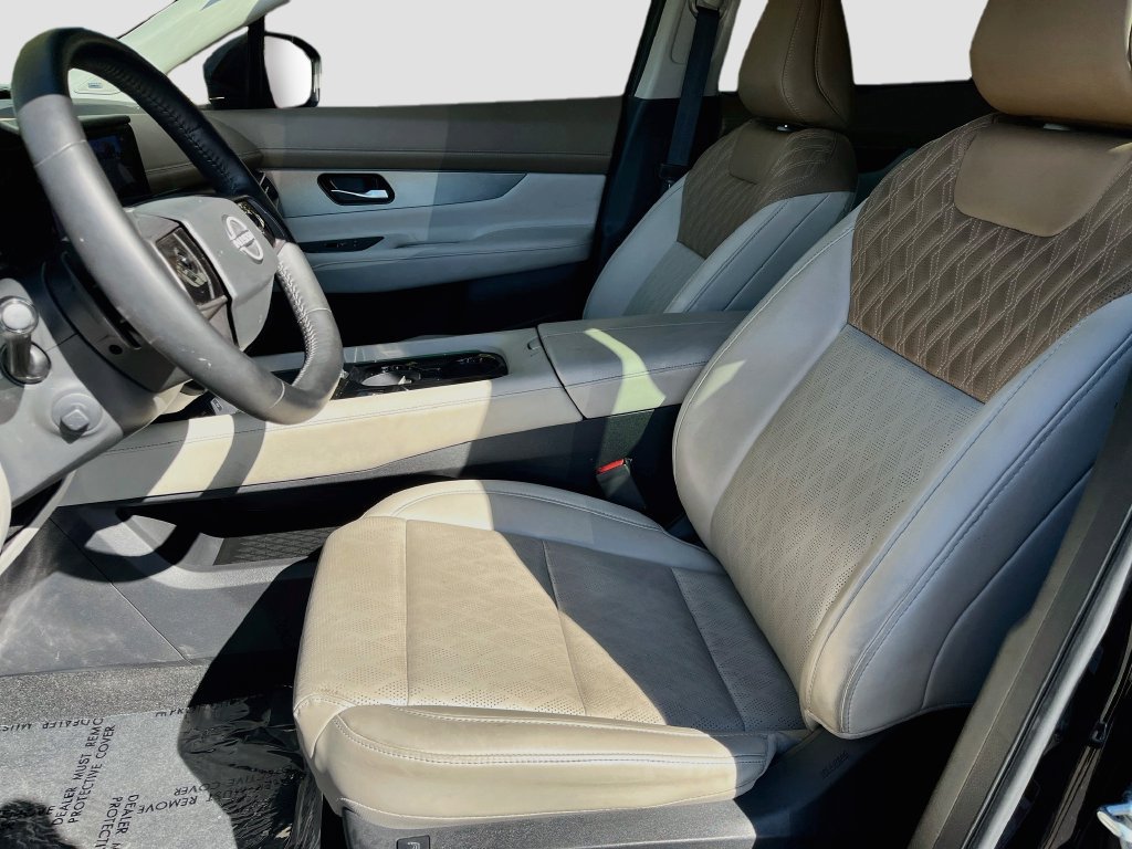 Used 2025 Nissan Murano Platinum w/ Cargo Package AWD/4WD image 22